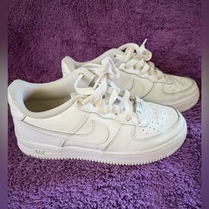 Nike Air Force 1 low White 3.5 youth